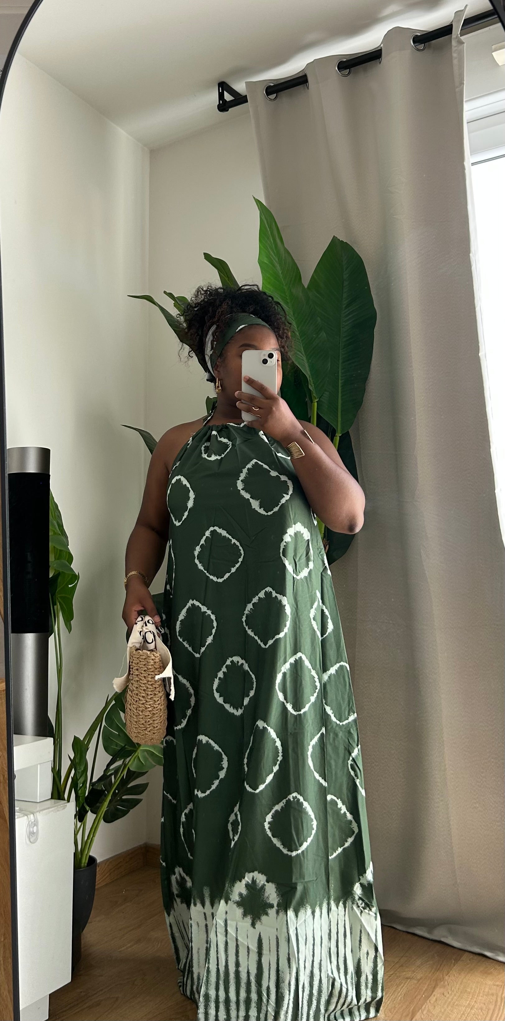 Robe dos nus